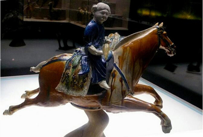 大唐威武——西安博物院藏唐三彩珍品